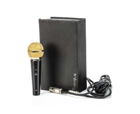 Neil Young / Microphone / Signature, a VMW microphone model ADM-803 with a signature of Neil Young on the side - Boxed with l