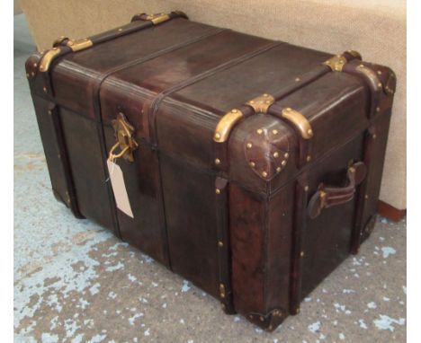 TRUNK, Ralph Lauren style in tanned leather with metal edging, 78cm x 50cm x 49cm H.