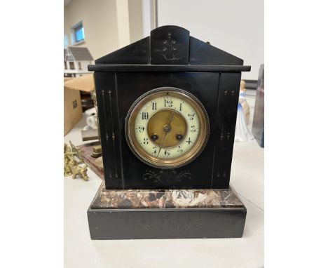 VICTORIAN SLATE AND MARBLE MANTLE CLOCK, 12.5" HIGH
