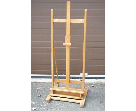 Large beech wood Italian artists easel 