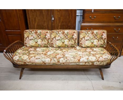 Mid century Retro Ercol ' Surfboard ' Elm and Beech Settee or Sofa Day Bed, model 355, with floral pattern upholstered seat c