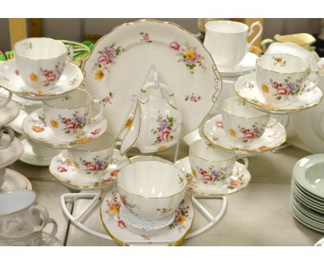 Royal Crown Derby Posies tea service for six, composing side plates, tea cups, sugar bowl, milk jug etc 