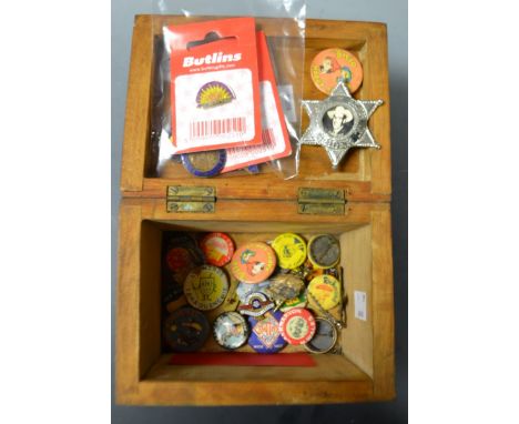 A Butlins enamel badge 1946; others 1955, 1958; other advertising and kid's clubs badges; qty