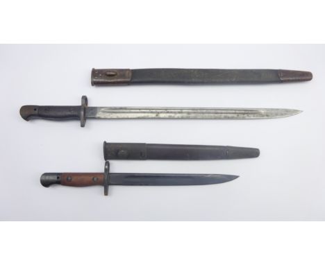 British pattern 1907 bayonet, the 43cm fullered steel blade inscribed Wilkinson, and British 1907 India pattern Mk.1 SMLE sho