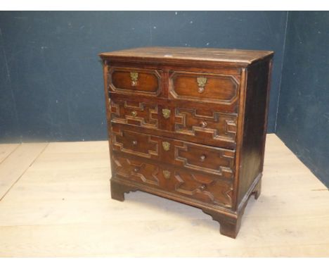 Georgian oak chest of 2 short & 3 long drawers on bracket feet 98H x 103W cm (scratches/marks)