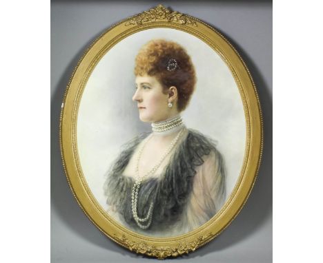 19th Century English school - Oil painting - Oval shoulder-length portrait, thought to be Princess Alexandra wearing pearl ch