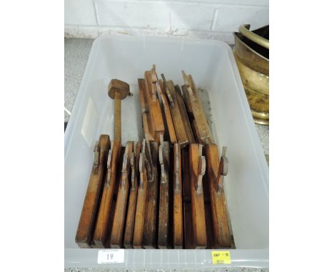 A selection of vintage beech wood block and moulding planes 