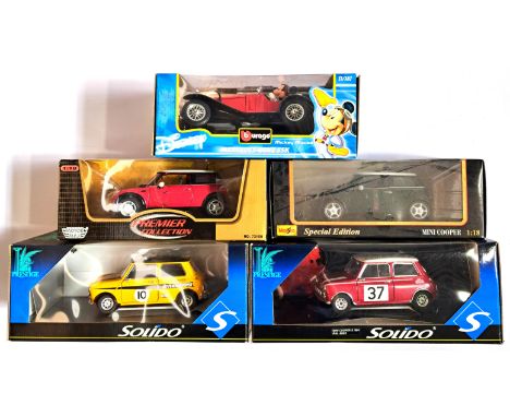 Solido, Maisto &amp; Bburago, a boxed 1:18 scale mainly Mini group to include Maisto Mini Cooper in Racing Green, Bburago Mer