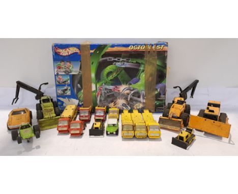 Hot Wheels &amp; Tonka, a boxed and unboxed Group of Vehicles &amp; Playset. Although unchecked for completeness condition ap