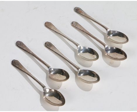 Set of Six George V silver coffee spoons, Sheffield 1932/33, maker Walker &amp; Hall, each terminal with crossed over golf cl