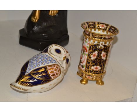 A Royal Crown Derby paperweight, owl, ceramic stopper;  a Royal Crown Derby 6299 pattern vase (the vase with slight hairline)