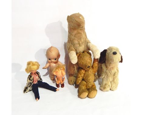 A quantity of early to mid 20th century soft toys and dolls including Chiltern baby doll, Kewpie rubber doll, etc. (1 box) 