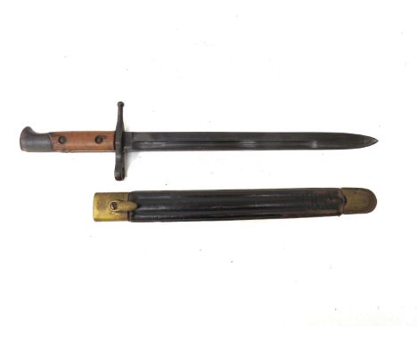 An Italian Sciabola-Baionetta M91 bayonet with serial no. 0379, together with brass mounted black leather scabbard 