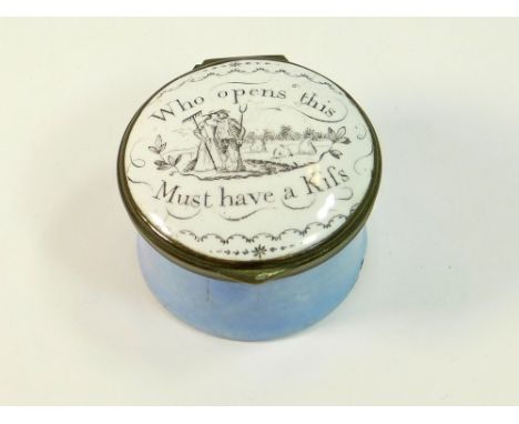 PATCH BOX. A late 18th/early 19th century circular enamelled patch box, the lid with a couple in a rural scene & with the hom