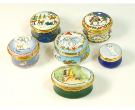 HALCYON DAYS ETC. Four Halcyon Days enamel boxes, including Christmas 1979 & 1990 & two Winnie The Pooh. Also, a Staffordshir