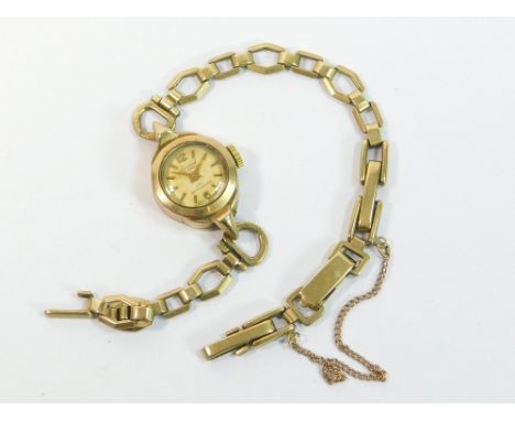WRISTWATCH. A lady's 1950's Accurist wristwatch on 9ct. gold bracelet strap. (strap broken)  All watches in this auction are 