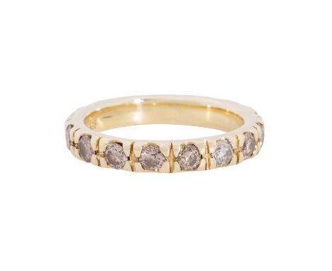 Memoirering mit Brillanten von zus. ca. 2 ct (punziert), niedere Farbe und Reinheit, GG 14K, 5 g, RW: 56, 20./21. Jh., Trages