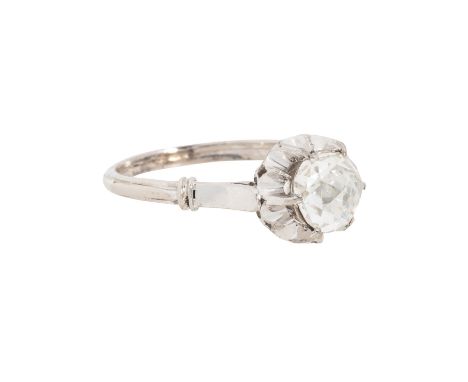 Solitärring mit schöner Diamantrose von ca. 0,7 ct, ca. GW-GET (L-M)/VS2, Umarbeitung: Stein in Originalfassung eingesetzt in