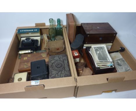 Early 20th Century local and other postcards, Vintage cameras, binoculars and miscellanea in two boxes  Condition Report Clic