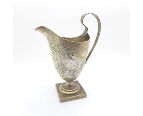 A late Victorian silver 'helmet' jug, Birmingham 1899, 141g 