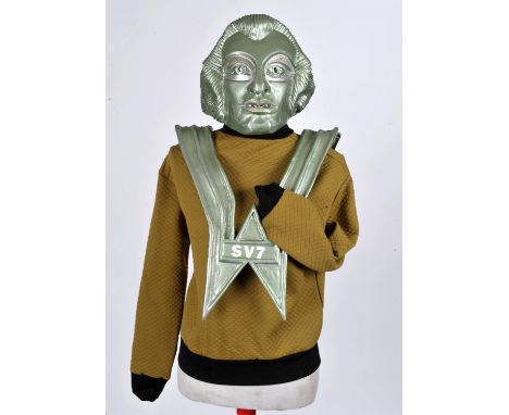 Doctor Who - Replica VOC Robot mask and Tabard Chest Display consisting of full head mask, chest insignia & tunic mounted on 