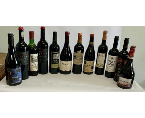 Twelve assorted Red Wines to include Delaire Graff 2020, 2 x 750ml, Luna13 2022, 750ml, Sun Gate Zinfandel 2020, 750ml (Pleas