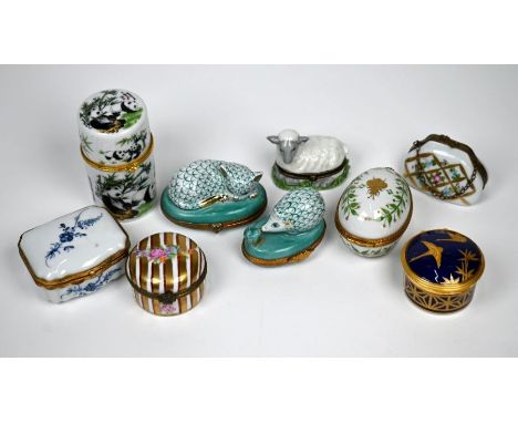Six Limoges china pill-boxes to/w a Royal Worcester example and two Chinese boxes (9)
