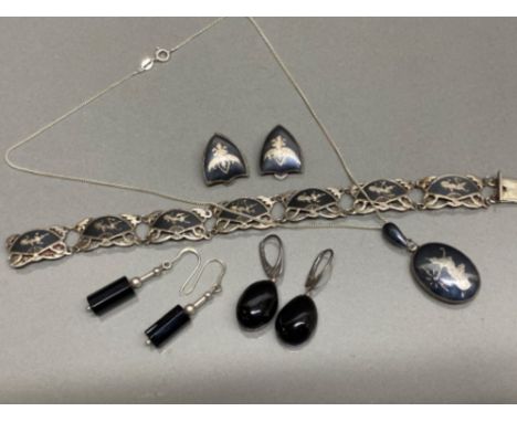 Vintage Thai silver Niello Siam jewellery set comprising of enamelled bracelet, pendant on chain and matching earrings- combi
