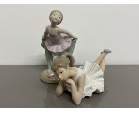 Two Nao by Lladro figures includes 1151 My recital &amp; 0149 pensive ballet, both with original boxes in good condition