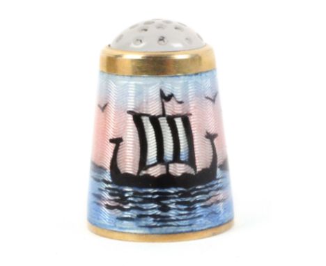 THIMBLES FROM THE COLLECTION OF ELAINE GAUSSEN&nbsp; &nbsp; &nbsp; &nbsp; &nbsp; &nbsp; &nbsp; &nbsp; &nbsp; &nbsp; &nbsp; &n