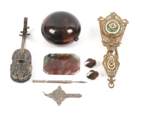 A mixed lot, comprising a continental silver box in the form of a guitar, 9cms, silver toothpick, a tortoiseshell box, 4.8cms