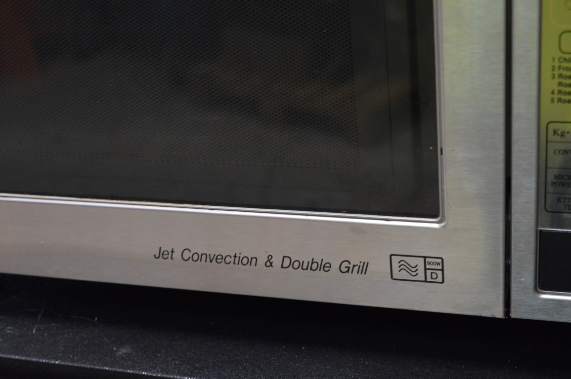 1 x Sharp R83STM Jet Convection & Double Grill 900w Microwave Oven