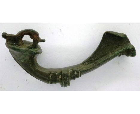 4th century Roman trumpet fibula, L: 40 mm. P&amp;P Group 0 (£5+VAT for the first lot and £1+VAT for subsequent lots) 