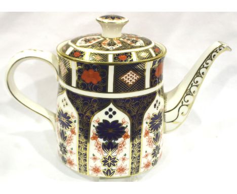 Royal Crown Derby teapot in the 1128 pattern, seconds quality, H: 21 cm, no chips or cracks. P&amp;P Group 2 (£18+VAT for the