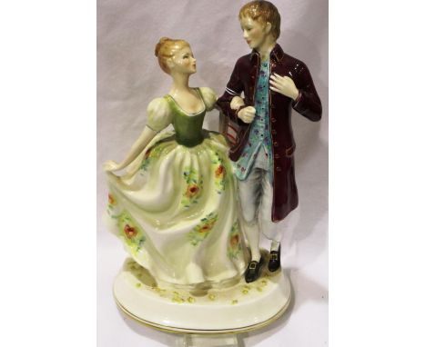 Royal Doulton figure group, Young Love, HN2735, H: 25 cm, no chips or cracks. P&amp;P Group 2 (£18+VAT for the first lot and 