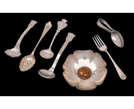 A mixed group of  silver items, various makers and dates: including a bon-bon dish, a Continental silver spoons, fork and chr