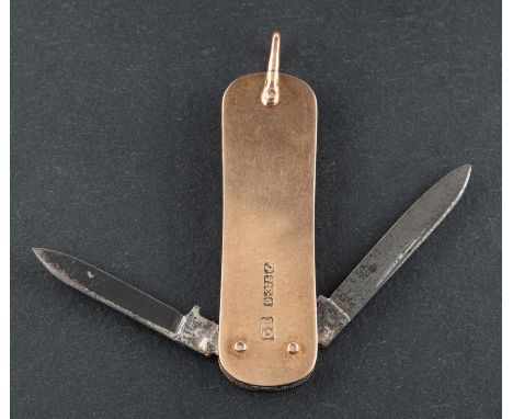 A 9ct gold, cased penkife, with maker's mark 'GH', for Harrison Brothers & Howson and hallmarks for Sheffield, 1923, total le