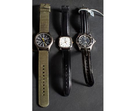 Heuer, a gentleman's wristwatch, the black dial with triangular numerals, sweep seconds hand, date aperture and signed Heuer,