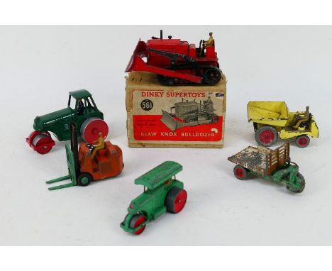 Dinky Toys - Other - A predominately unboxed group of diecast construction related vehicles, including a Dinky Toys Muir Hill