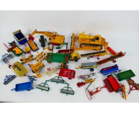 Britains - Airfix - Corgi - Yaxon - Others - An unboxed collection consisting mainly of farm / agricultural implements with a