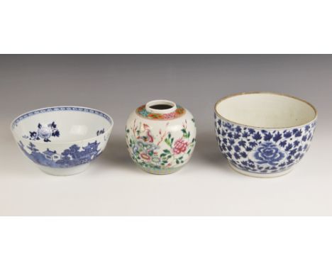 A Chinese porcelain blue and white bowl, Qianlong (1736-1795), the circular bowl decorated with pagodas to the exterior, the 
