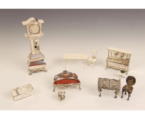 A selection of Dutch silver doll's house furniture, maker's marks for H. Hooykaas, import marks for 'A Ld' London 1981, compr