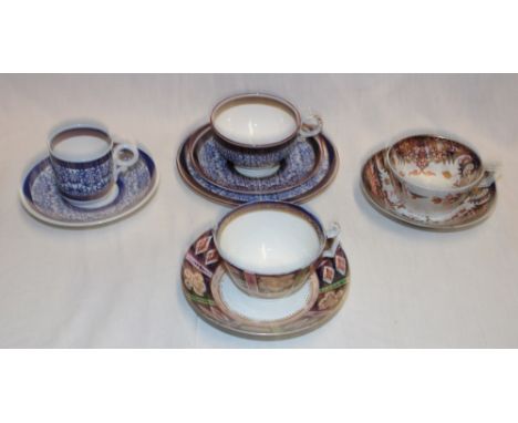 Two early 19th century Derby china tea cups and saucers with painted decoration together with two Royal Worcester china circu
