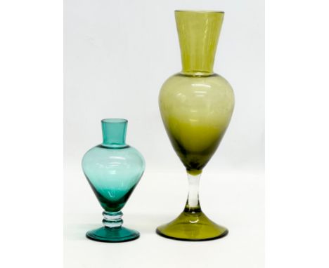 2 pieces of Mid 20th Century Italian art glass. An Empoli vase 25cm. A Murano Glass vase 13cm