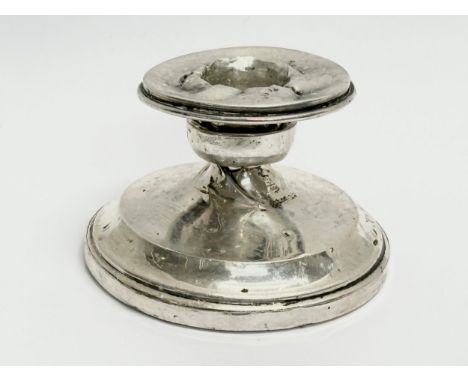 A Sterling silver candlestick, 7.5cm x 5cm