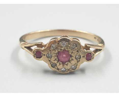 9K YELLOW GOLD VINTAGE DIAMOND &amp; TROLOGY RUBY RING WEIGHT 1.8G SIZE P 
