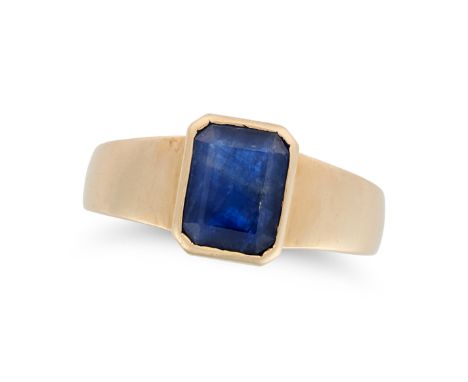 A SAPPHIRE RING in 14ct yellow gold, set with an octagonal step cut sapphire, partial British hallmarks, size Q1/2 / 8.5, 5.0