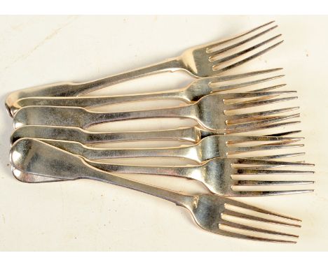 A set of six George IV fiddle pattern dessert forks and an OE pattern dessert fork, 10oz. 
