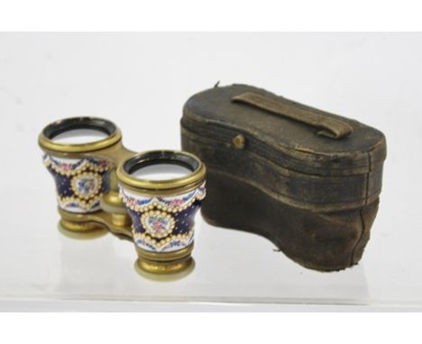 A PAIR OF LATE 19TH CENTURY FRENCH OPERA GLASSES, gilded metal frames with enamel and beaded decoration, cobalt blue ground w