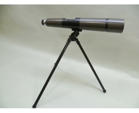 A SWIFT MARK II SPOTTING SCOPE, model 841, zoomscope 15x-60x 60mm, on tripod 